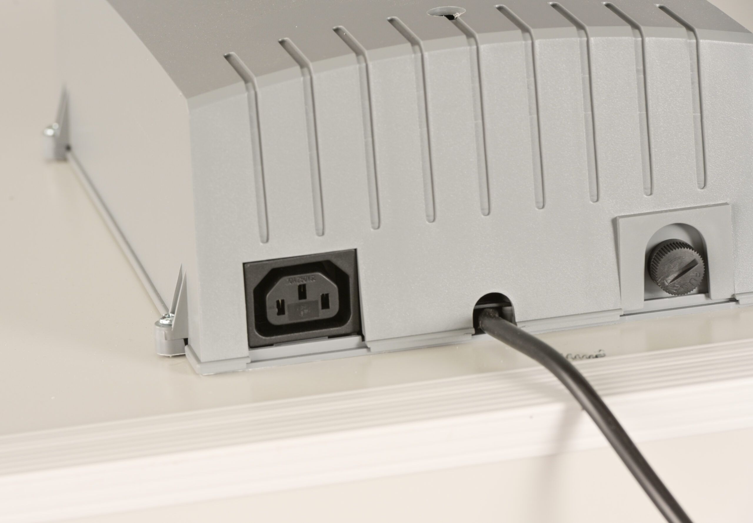 Nacedora Automatica MG100H, 90 Huevos Eclosión, tecnología Italiana - Imagen 4