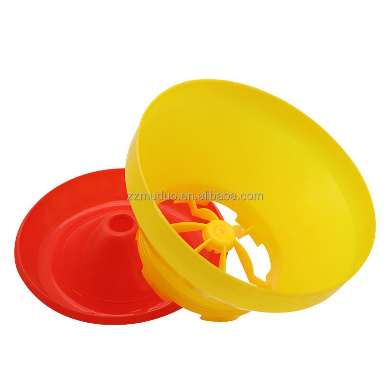 Comedero plástico para pollos de engorde, codornices y aves, Capacidad 5 kg Aprox. - Imagen 3